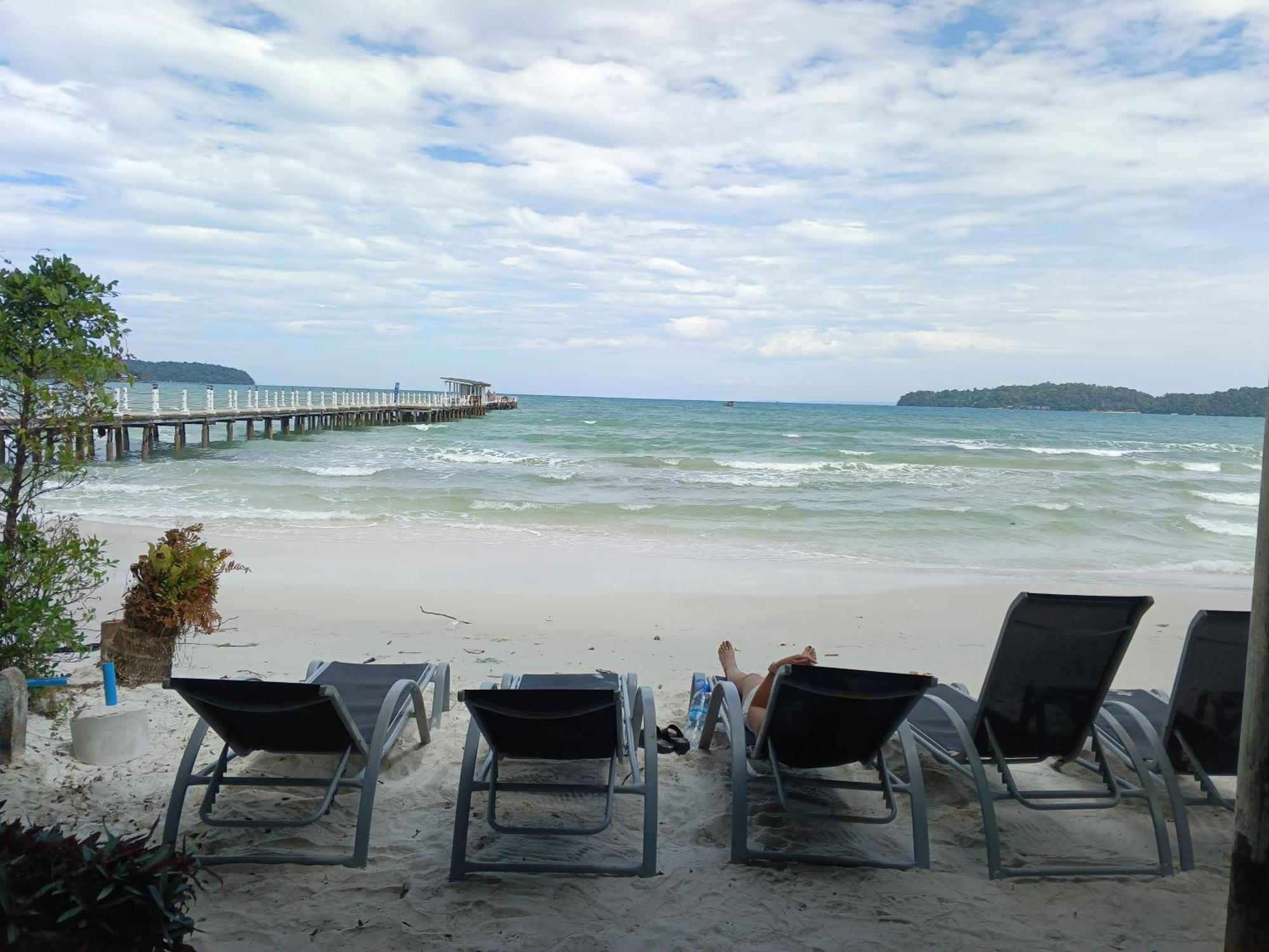 Sunny Bungalow Hotel Koh Rong Sanloem Exterior photo