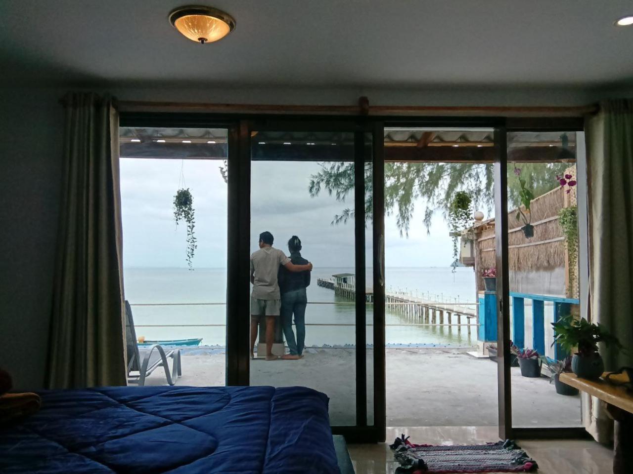 Sunny Bungalow Hotel Koh Rong Sanloem Exterior photo