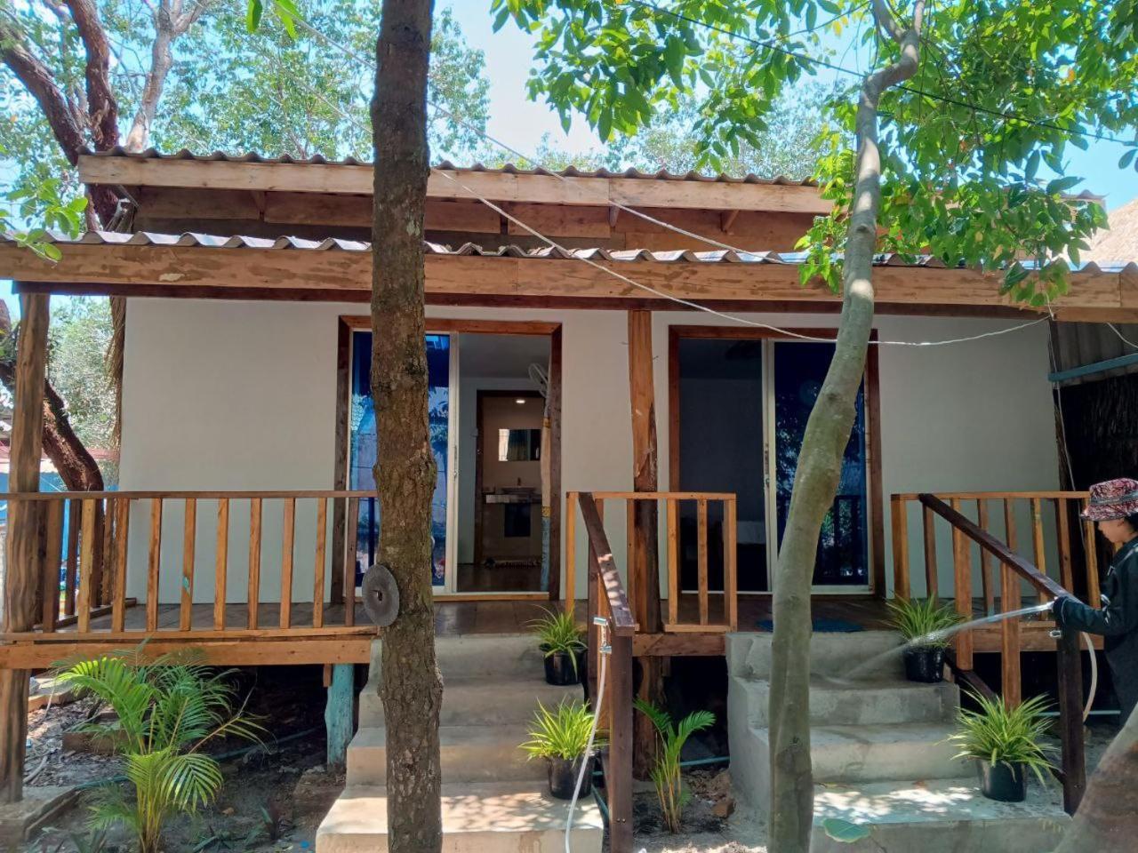 Sunny Bungalow Hotel Koh Rong Sanloem Exterior photo